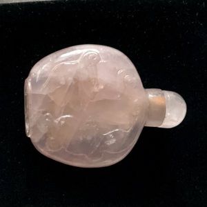 Vintage Rose Quartz Oriental Snuff bottle